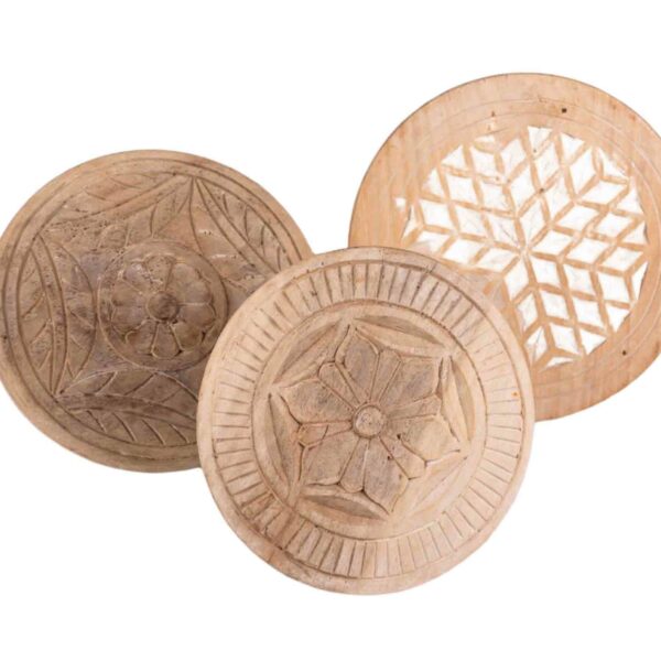 Antique Talerz rzeźbiony