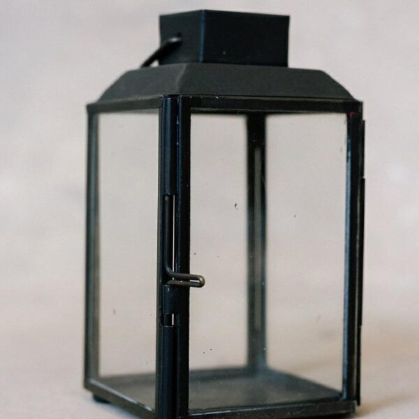 Nero Lampion latarenka min. 4 szt.